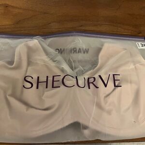 **NEW**SheCurve viral bra. Neutral color 38G